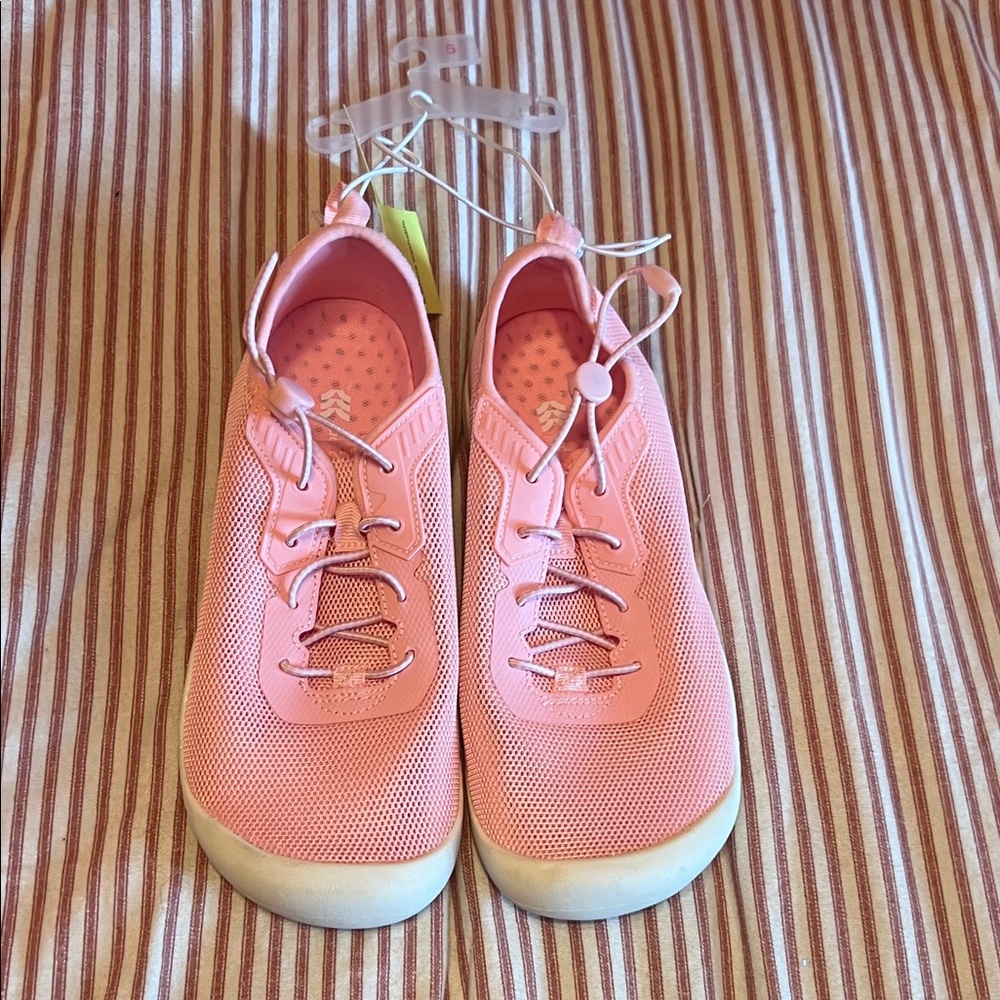 NWT all in motion Pink Kids Water Shoes